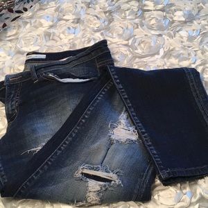 KanCan distressed skinny jeans